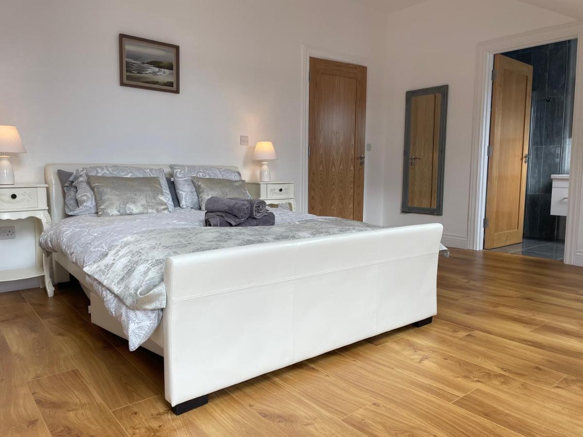Lough Key Luxury Riverfront Apartment Cootehall Exteriér fotografie