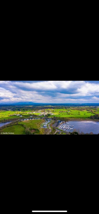 Lough Key Luxury Riverfront Apartment Cootehall Exteriér fotografie