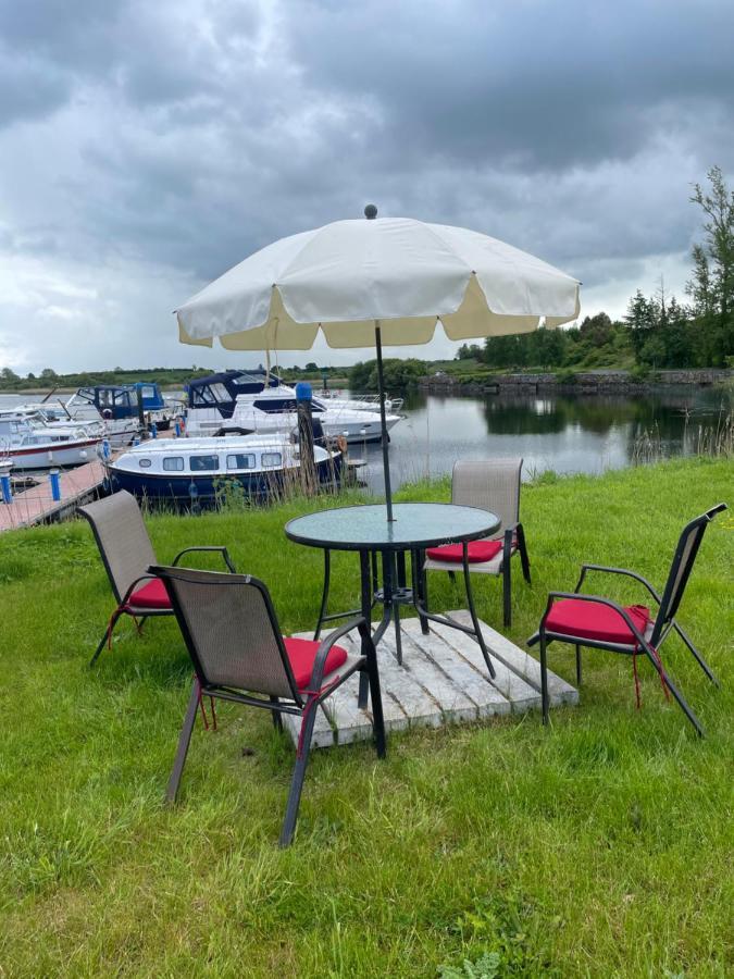 Lough Key Luxury Riverfront Apartment Cootehall Exteriér fotografie