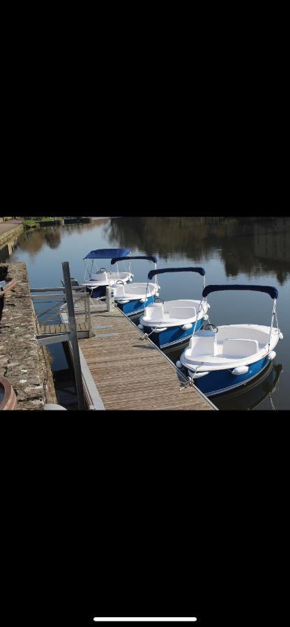 Lough Key Luxury Riverfront Apartment Cootehall Exteriér fotografie